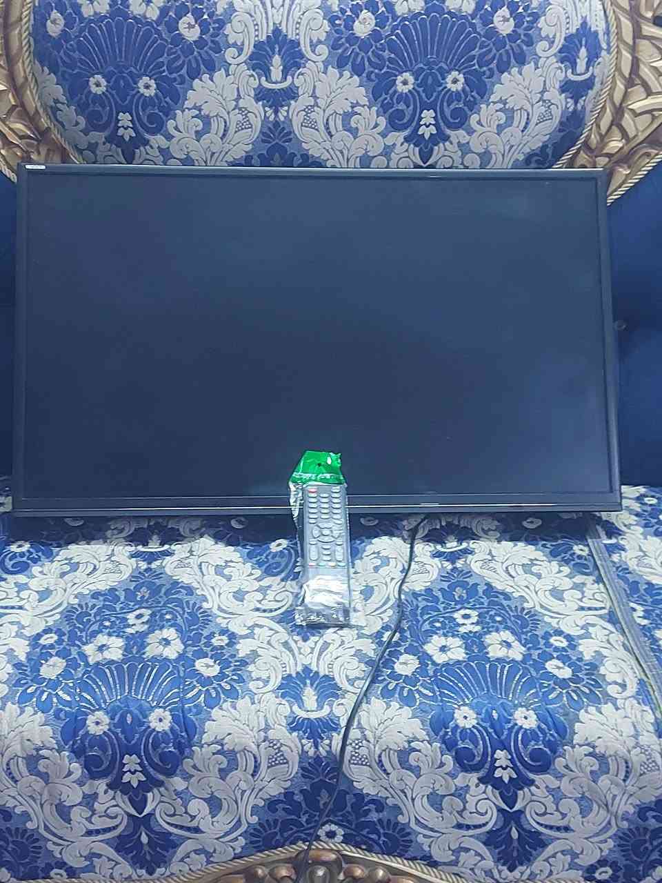 بلازما للبيع حجم 32 عادي مو سمارت السعر 60 الف مكاني بغداد الدوره ***********
