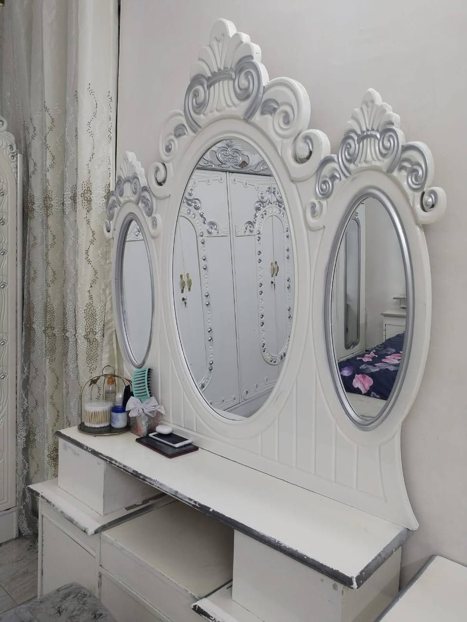 السلام عليكم غرفه للبيع صاج درجه ثانيه 800 بيها مجال تخم تركي سريري 350 #8مقاعد
بغداد الدوره الزيتون
تواصل ع رقم يوجد وتساب
***********
