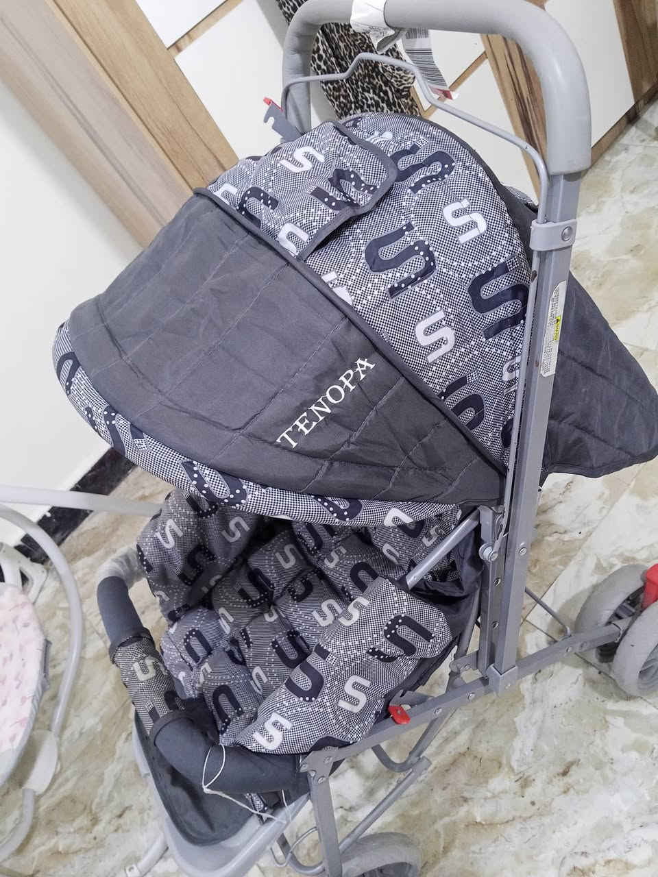 أغراض للبيع


**إذا كنت صاحب هذا الإعلان وتريد حذفه لأي سبب، رجاءا أرسل رسالة إلى الدعم الفني**