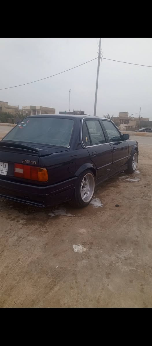 سلام عليكم 📢
حبايبي ذاكر تفاصيلهه كلهه مو تخابر وتكلي شبيه ما بيه شراي تعال وبيك خير وتدلل 

 زعره موديل 1991 اصل رقم نجف مميز سنويه لنهايت 28 مداور ثاني يوم 

 ستوني معمره جاهزه عدا نواقص قليله 
مكينه 25 مسكر فانوس تك كير عادي 
سياره كير +ضفيره+عقل+كلج + كهربائيات+ صليب ستيرن+حداديه خلفي + بك لايتات +بجم ماصدات ابو الاسوار+ دعاميات امامي خلفي+ بدنه + كاردن كوبلن شيال كارد +تخم بطاين جلد اسود + فيت بم جديد + دبلات خلفي + بوش هوزن 
شباب هذني الي ذكرتهن كلهن جدد مال حاويه ستوني مبدلهن مال كصه 🧩سياره ستوهه مصبوغه فرن حزام عدا القماره ما مصبوغه لان ما بيه جراد حلوه قمارتهه وسياره  بدون ضربه
  
النواقص البيه ( تنته ودشبول يرادله ترتيب او تغليف + مجموعه ستيرن بورهه جان يشتغل بس صونده  بيه ذب دهن صار بي ثكل وكيجاتهه شغلهن + دبلات امامي  )
وسياره احلى من صور وتجي بعينك شوف احسن الك وسياره لونهه نيلي متغير كلش حلو بعدهي ممبولشهه سعرهه 40  وبيه مجال بسيط وسياره صايره عليه باكثر من هاذه سعر بس سوك كلمن وسعره واسف عل اطاله  شراي تعال وعيوني شلعهه هاذه رقمي مكاني ديوانيه ***********
