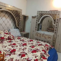 غرفة نوم • نظيفة • للبيع