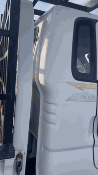 السلام عليكم كيا فحل موديل 18رقم بغداد باسمي شرط تحويل سنوية 28 سعر 127.عنوان بغداد بسماية اتصال ***********
