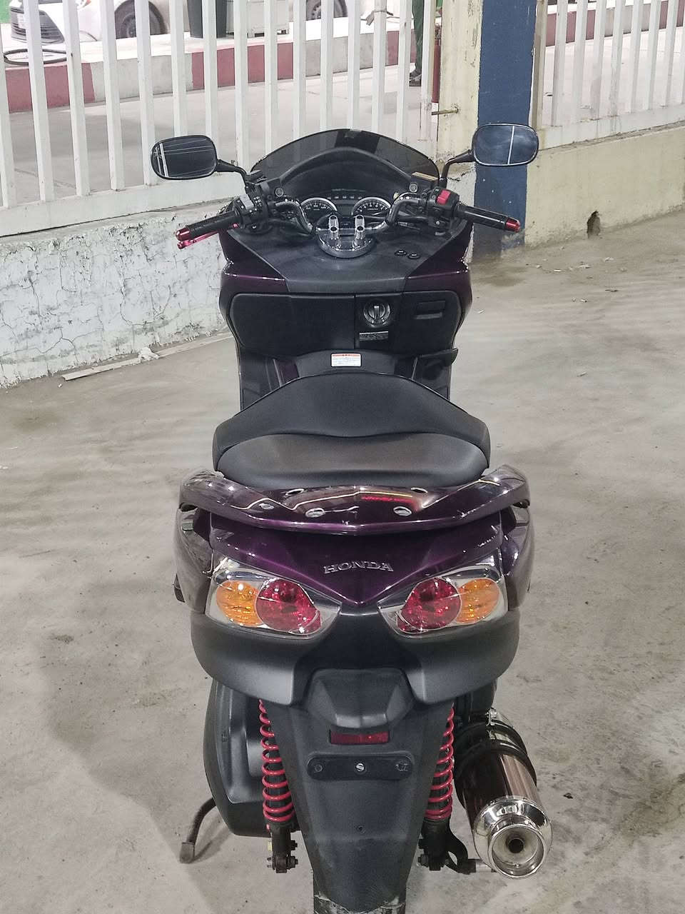 سلام عليكم دراجة فورزة صفر 10 دراجة ياباني  نضيفة دراجة رمبة  كفالة عامة ماشية 24الف دراجة مزودة لون كرازي دراجة نضيفة سعر 24ورقة وبيهة مجال حك جية مكان بغداد ***********
