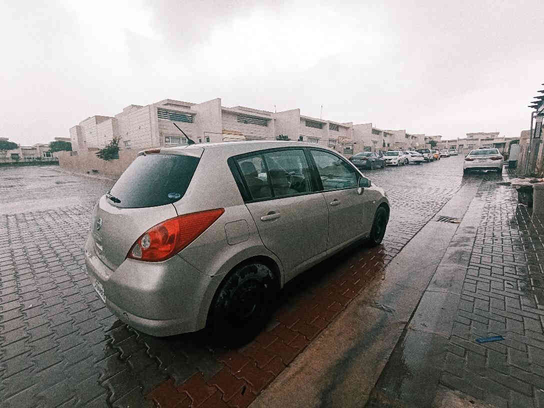 نیسان تیدا2008
یابانی 
بەشەرتی گێڕومەکینە
توندوتۆڵ
ڕەقەم سلێمانی بەناوی خۆمەوەیە
ڕەقەم باریک
سەنەوی کۆتایی ساڵی2027 بەسەر ئەچێت
سێ پارچەی تەنها پەمپە لەسەرکاڵ بونەوە
بێ لێدراوی
چوارجام کارەبا
ئاوێنە کارەبا
گێڕئۆتۆماتیک
سێ ڕۆژە سێرڤسم کردوە
فیول پەمپ
پلاک
کۆیل
نۆزڵ
ڕۆنی ئەوروپی مۆنزا
سەیارەکە زۆرپاکە و ماڵی دۆستە
تۆزێک کاڵ بونەوەی هەیە لەسەقف ی
سەیارەکەلەکەلارە
نرخی79مەجال
*********** كالار, السليمانية
