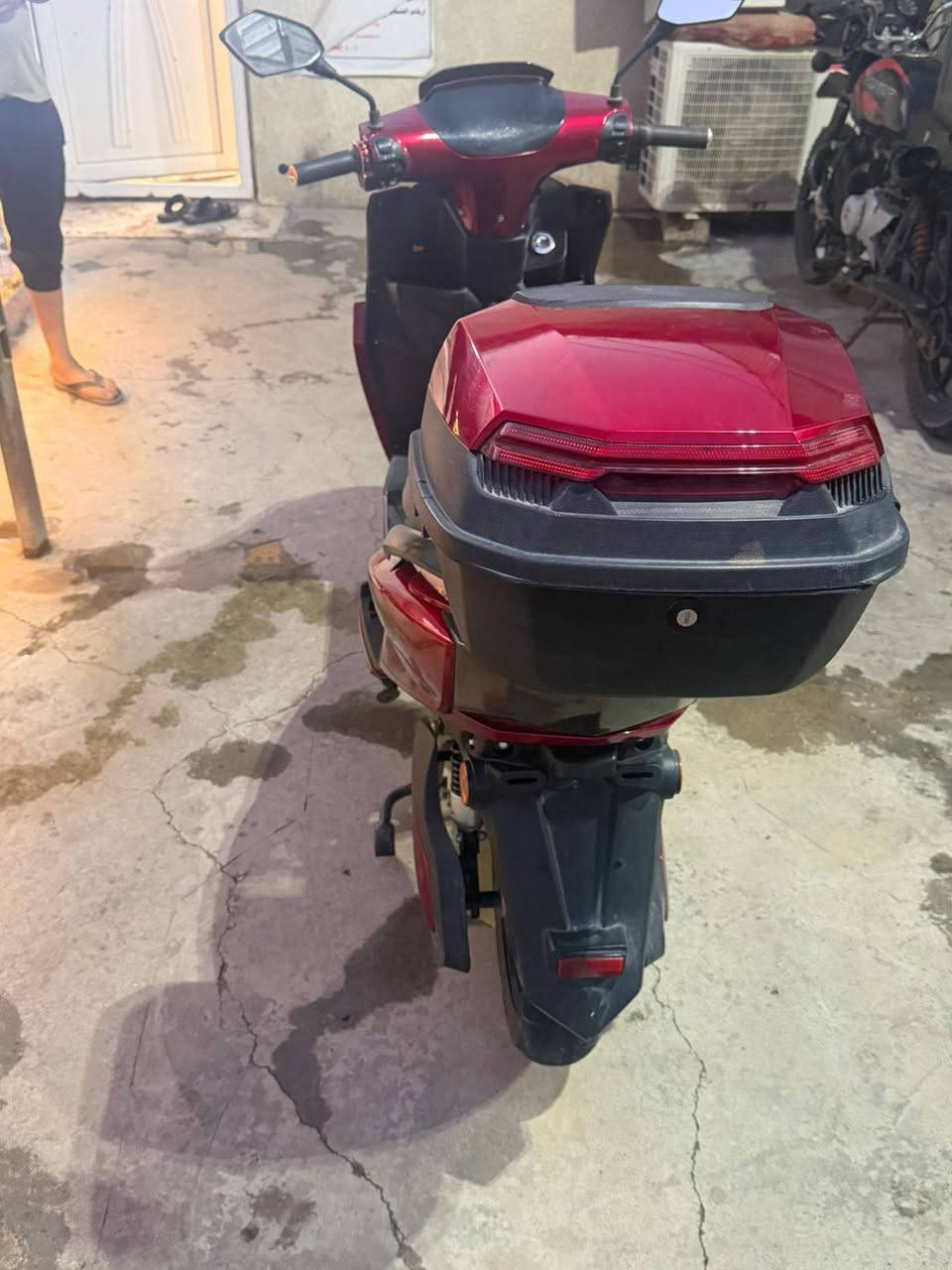دراجه شحن سكنز فحل استخدام ٤ أشهر بطاريات مسطرة سويج وبصمة وكارت العنوان أبي غريب واحد آذار قرب المدرس الصينية السعر ٨٥٠ ألف بيه مجال للاستفسار على الرقم ‏‪***********‬‏ بي واتساب الدراجه كلش حلوه ونضيفه أحله من الصورة
