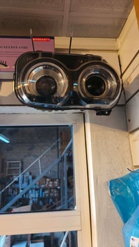 يتوفر مازدات جالنجر عدسه متحركة 4 تخم 07772610980