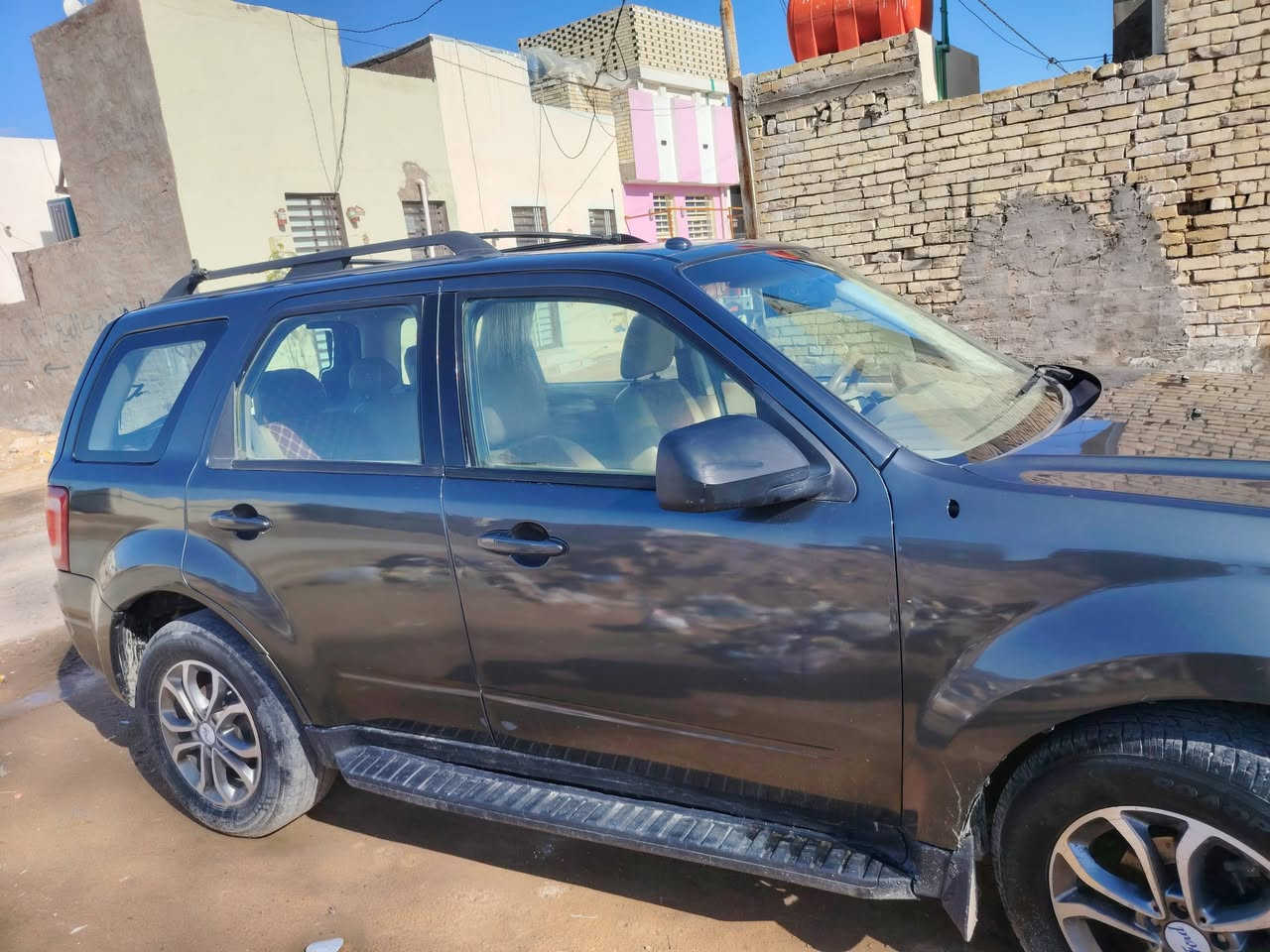 سياره للبيع فورد اسكيب موديل 2008 محرك محور كامري بيه نقص الحداديه سعر ٦٥ وبين مجال العنوان النجف حي ميسان رقم استفسار ***********
