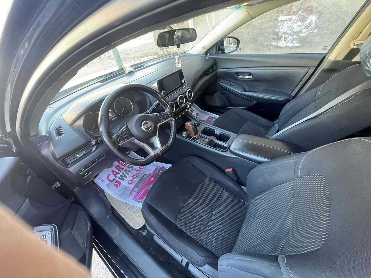 نيسان سنتره مديل 2021 
معوقين رقم كربلاء وكاله مضمونه 
سياره احله من صور بهواي 
كلش حلوه ونضيفه
مانقصه  اي شي سياره جديده 
ستخدام شخصي 
سياره جاهزه من كلشي تبريد تدفه
حداديه كله جديد 
سياره مال جناي بصمه تحكمات 
فول عده الفتحه سياره حلوه معنه الكلمه
سعر 108 وبيه مجال 
غير متواجد عل فيس اتصال واتساب فقط
 اتصل ويخدمك ***********
