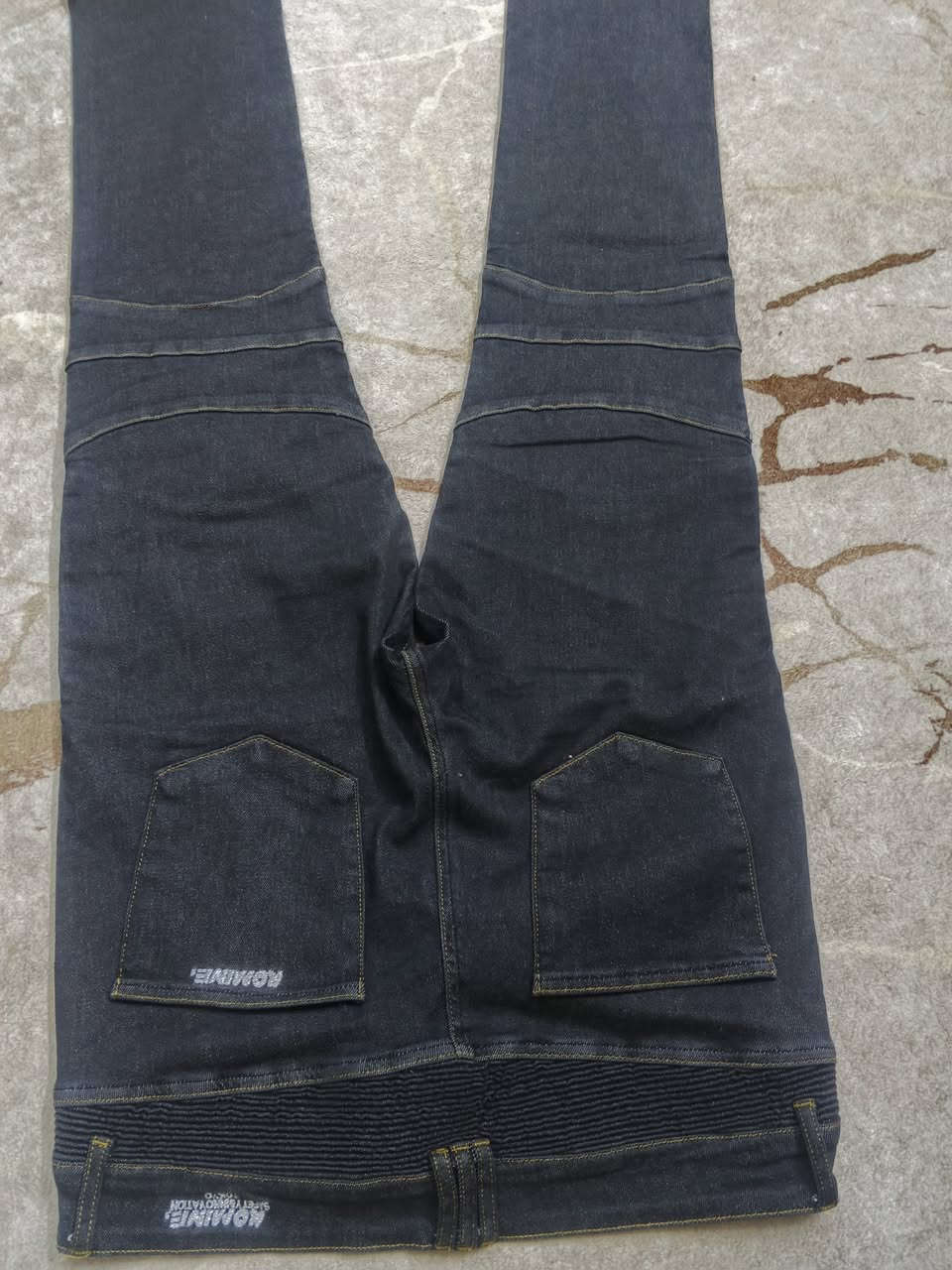 بنطرون قياس xxl ليكرة نوعية ممتازة السعر 10


**إذا كنت صاحب هذا الإعلان وتريد حذفه لأي سبب، رجاءا أرسل رسالة إلى الدعم الفني**