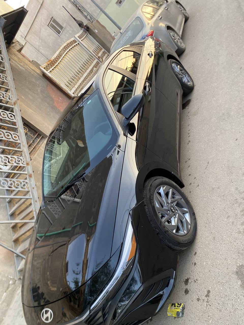 السلام عليكم 
النترا موديل 2024 
كفاله عامه وارد امريكي لون اسود رقم بصره بسمي 
ماشيه 8000كيلو يعني سياره بعدهي زيرو 
فول مواصفات عده الفتحه مكاني بصرة ما متواجد عل فيس الشراي يتصل ويدلل السعر 175وبيها مجال بسيط سياره جديده بمعنى الكلمه مكينه دوش 2000 سياره داخله فطر بدعاميه فقط حادثها نهايت دعاميه السياره مرقمه وكامله وبسمي تحويل ثاني يوم بس ما كأصلها صور بلرقم الجديد ***********
