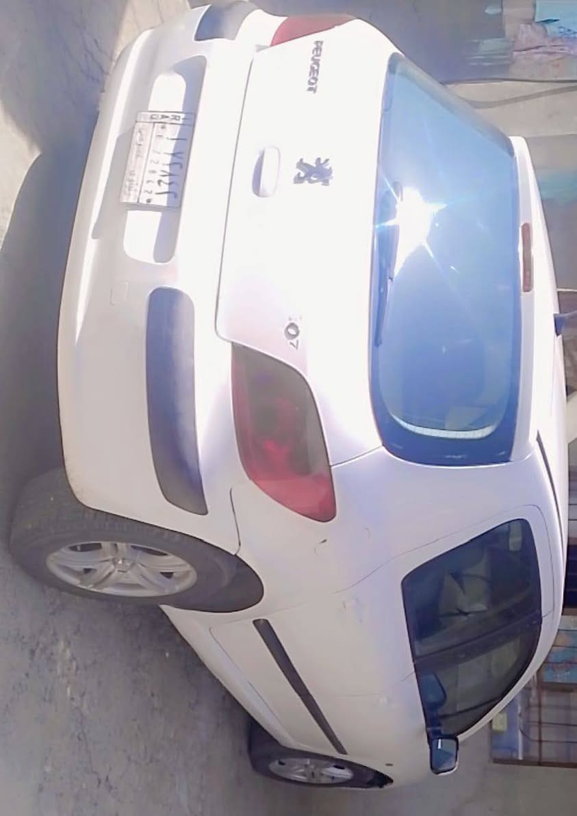 آلُـۜسـۨۚ(✋)ــِۖلُأمٌ ؏ـليۜـ(💜)ـكـۜم
بيجو 307 🚗
موديل 2004👋
رقم نينوى🙋‍♂️
كابون بانزين ⛽
شرط التحويل 👋
ضررها جاملغ خلفي  👋
محرك وكير شرط 👋
تدفئه وتبريد شرط 👋
طخم تايرات جديد 👋
باتري جديد 👋

#السعر-53$💸 وبيها مجال شي قليل
 العنوان.#مكتب_ريسان_لبيع_وشراء_السيارات (#موصل_الجانب_الايمن_حي17تموز_سايدين_الاقتصادين_مقابل_قطاع_الربيع) 
#اوقات_العمل⏲️ موجودين بالمكتب من ساعه10صباحاً الى الساعه 9مساءً 
ملاحظه يرجى الاتصال من الساعه العاشره  صباحاً الى الساعه العاشره مساءً 
للاتصال
📱***********
📱***********
#مكتب_ريسان
