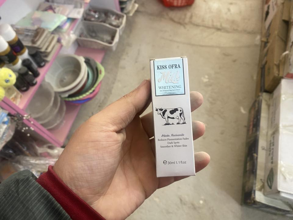 💄 غراض كوزمتك عددها (853 قطعة)
💰 سعر القطعة الواحدة: 500 دينار فقط

🔥 شلعة كاملة بسعر 400,000 دينار فقط 🔥
🚚 التوصيل متوفر لجميع المحافظات
📍 المكان: بغداد 
للتواصل *********** 
***********
