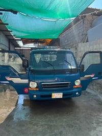 كيا • ام عيون • مديل ٢٠٠١