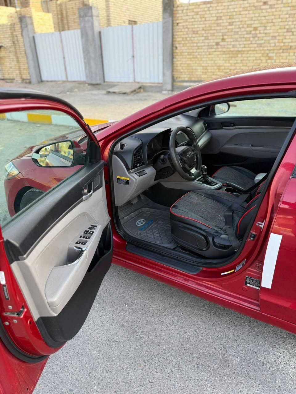 للبيع النترا 2017 رقم ذي قار
تحويل ثاني يوم وارد أمريكي بيها بنيد مبدل  ورشات صبغ تجميل  السياره جديده وجاهزه ماشيه 146 مواصفات  ويل كروم انضمه قياده تحكم استيرن شاشه  كامره دواره مواصفاته معروفه محرك حجم 2000 دوش مكينه وكير وحداديه وتبريد مكفولات 
مكان السياره الناصريه 
السعر 103 وبيها مجال 
***********
