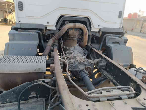 للبيع اتيكو موديل 2003 شاصي طول 8 متر 10 برغي  حجم 1823 مسجله براد 8 طن رقم بصره مشروع وطني ل27 محرك 6 سلندر سوبر كير عادي فتيس جوبلس امامي خلفي 4 جوبلس  السياره مكفول محرك كير اكسل شاصي  قماره السعر 180 وبيه مجال الاستفسار ***********.***********
