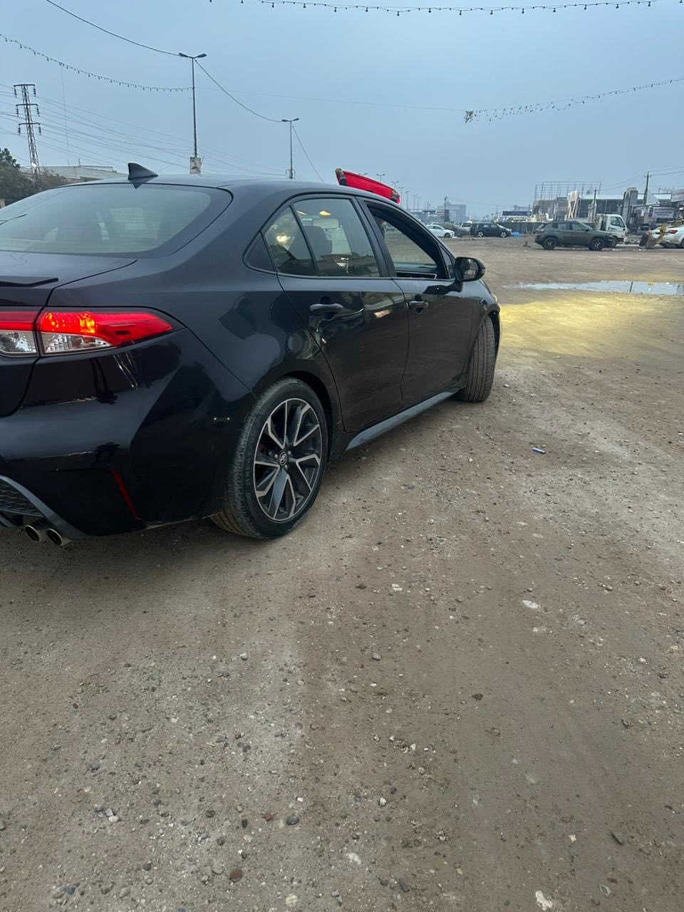 سلام عليكم كورله موديل 20 حادثه موجود بل صور موصفاته معروفه السعر 135 بيه مجال اتصال ***********
