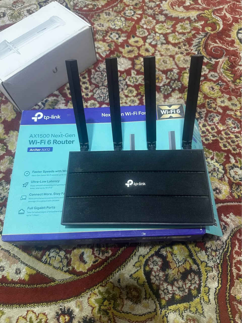 شبكة واي فاي كاملة مستعمله اقل من خمس اشهر 

راوتر ax1500 جيل6

نانو m5-400 

كيبل 30متر 

كلها كاملة بس جيب وشد 
سبب البيع حولت ضوئي 
السعر 100الف 
*********** الزبير, البصرة
