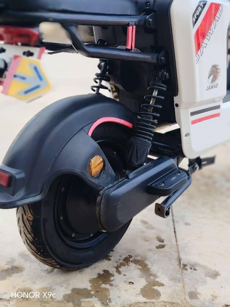 دراجة شحن للبيع السعر 550الف قفل المكان واحد حزيران دراجة مكفولة شرط الفحص التواصل ***********
