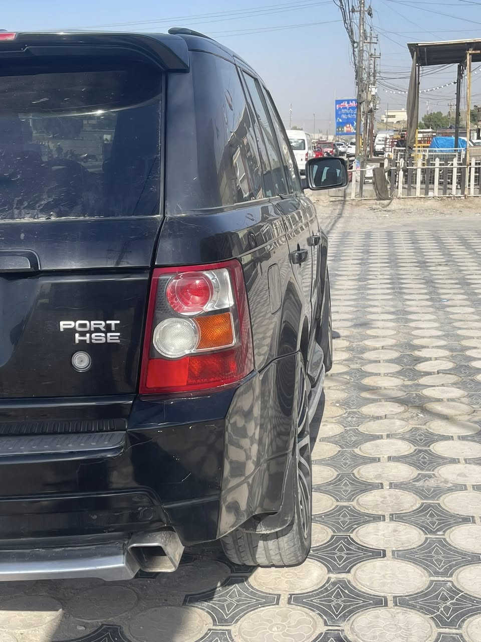 سلام عليكم الي عنده جي كلاس محدثه ويريد يراوس ينزلها بتعليق ويذكر السعر ويكون مناسب اويدزها خاص واني عندي رانج موديل 2009 وقبل كم شهر كملت معاملة مال الكمرك وعدد المحاور ثاني يوم تحويل بتحويل


**إذا كنت صاحب هذا الإعلان وتريد حذفه لأي سبب، رجاءا أرسل رسالة إلى الدعم الفني**