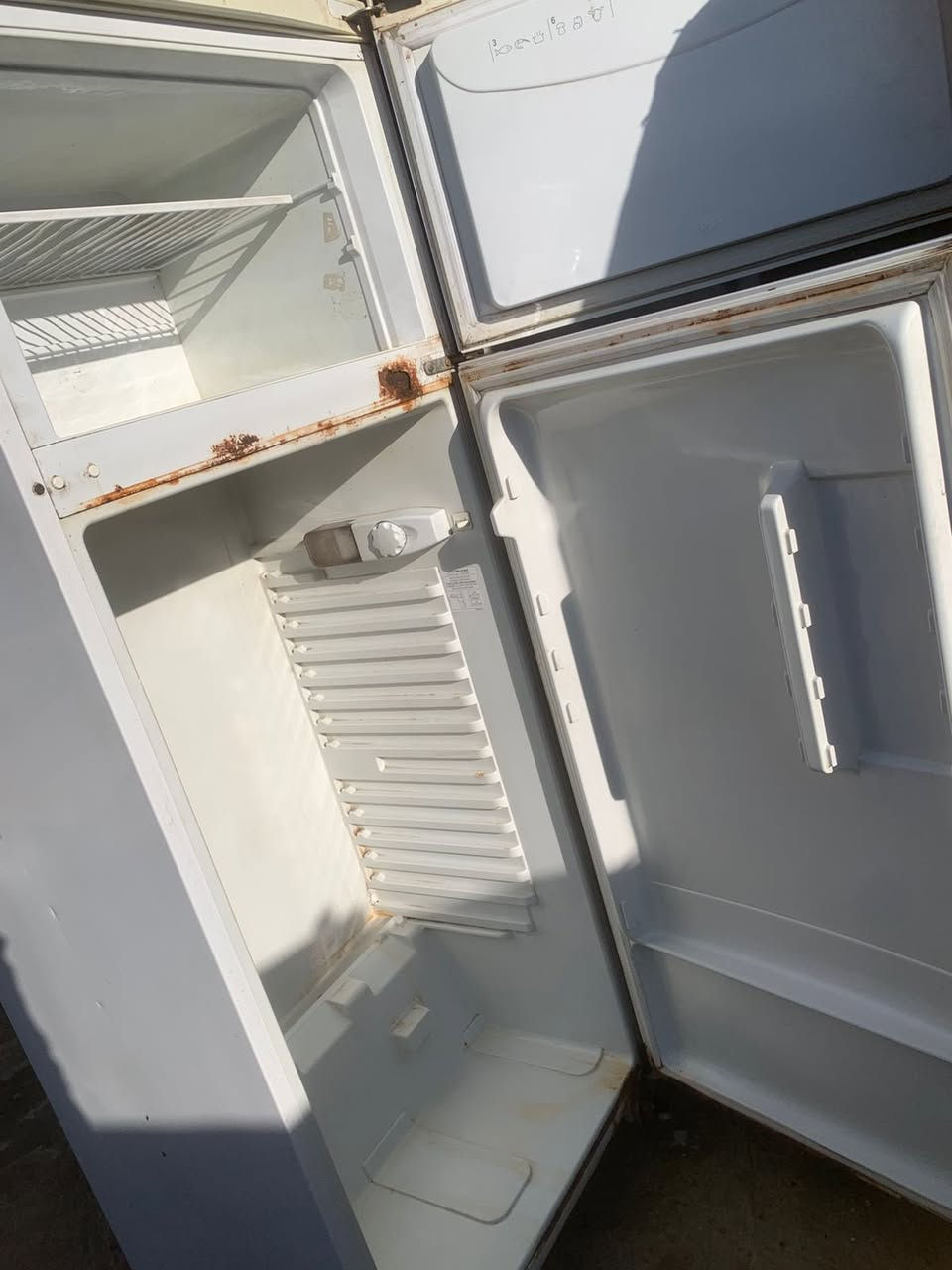 ثلاجات ثنين الجبيره  تبرد خفيف نضيفه والزغيره ماعرف شنو عطلها قيم وأخذ


**إذا كنت صاحب هذا الإعلان وتريد حذفه لأي سبب، رجاءا أرسل رسالة إلى الدعم الفني**