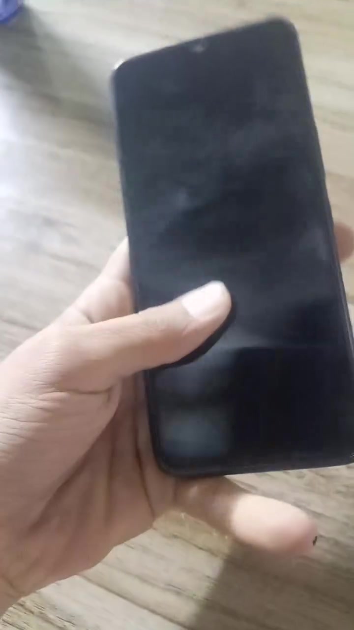 السلام عليكم ورحمة الله تلفون للبيع ريملي c65 ذاكر 256 تلفون جديد السعر 175 وبيه مجال نتصال وتدلل 7733513758 رقم الهاتف
