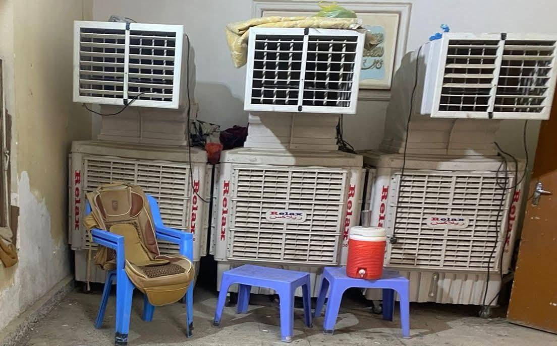 مبردات مستخدمات شهر واحد للبيع يستخدم للمناسبات والمواكب السعر خاص 
***********سوق الشيوخ
