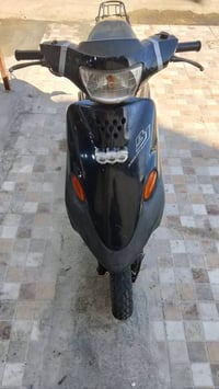 موتور شغال • أوراق • أبو رمانة