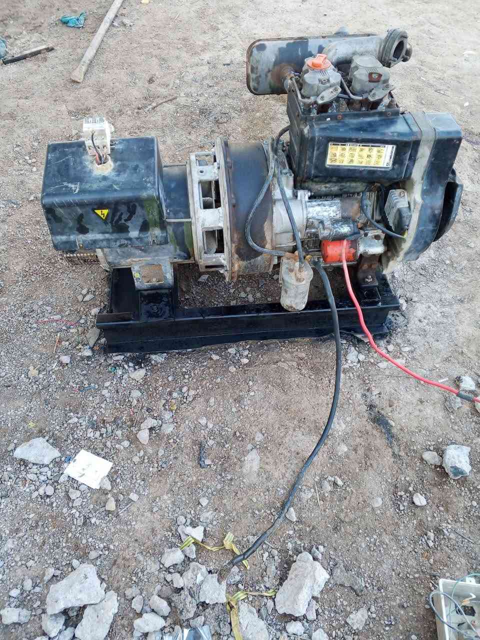 مولد دويز بستمين 15كيفي شغال بشرط ديالى الاتصال***********
