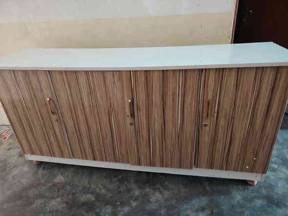 سلام عليكم بوفيه للبيع شرط النضافه مستخدمه قليل السعر 80 الف منطقة عمل شعبي ***********
