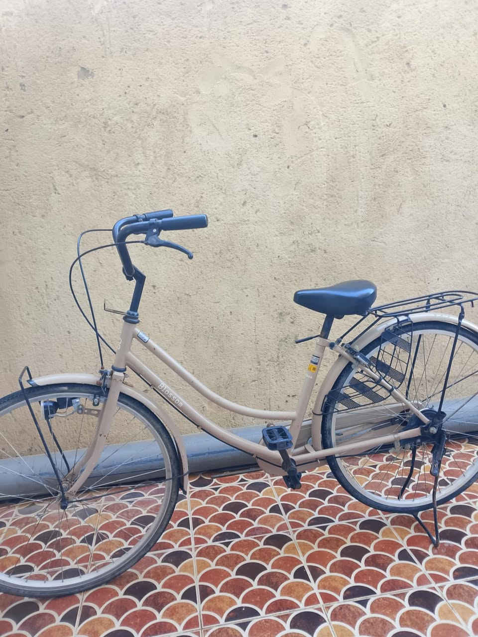 سلام عليكم شباب باسكل للبيع نضيف مديل 2020السعر 130وبي مجال


**إذا كنت صاحب هذا الإعلان وتريد حذفه لأي سبب، رجاءا أرسل رسالة إلى الدعم الفني**