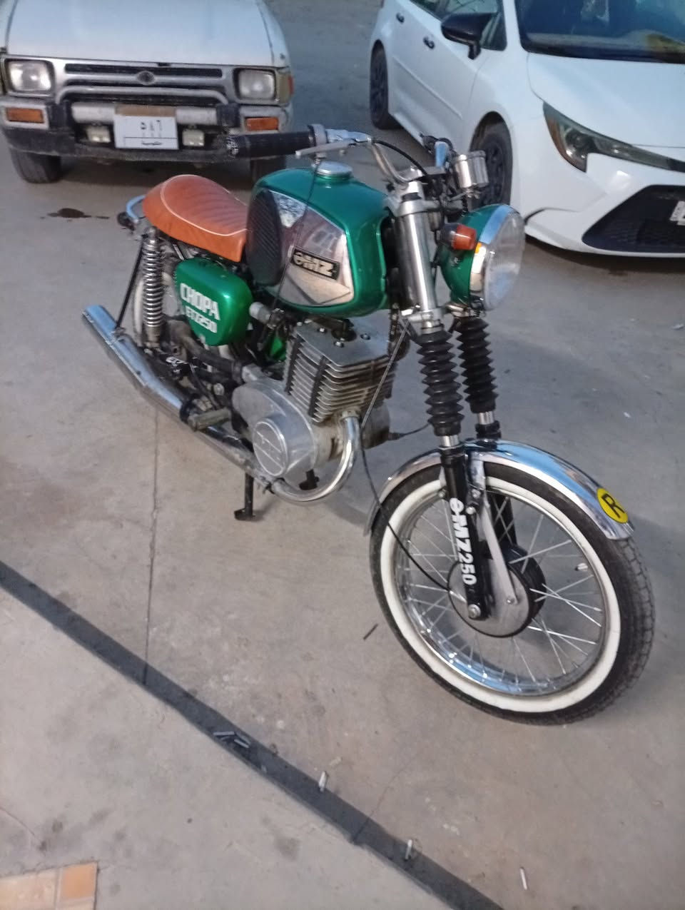 مطور البيع موديل 82 شرط كلعيب مابي السعر 1350 اتصال على عاذ الرقم ***********
