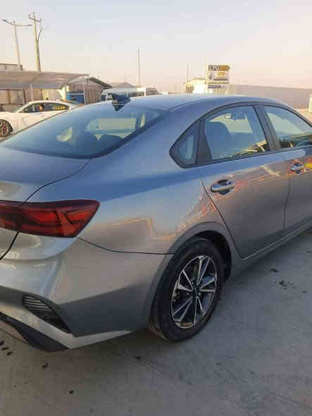 سلام عليكم فورتي وارد امريكي موديل 24 سعر 140وبيه مجل بدون رقم تفاصيل اكثر اتصل *********** بغداد بلديات
