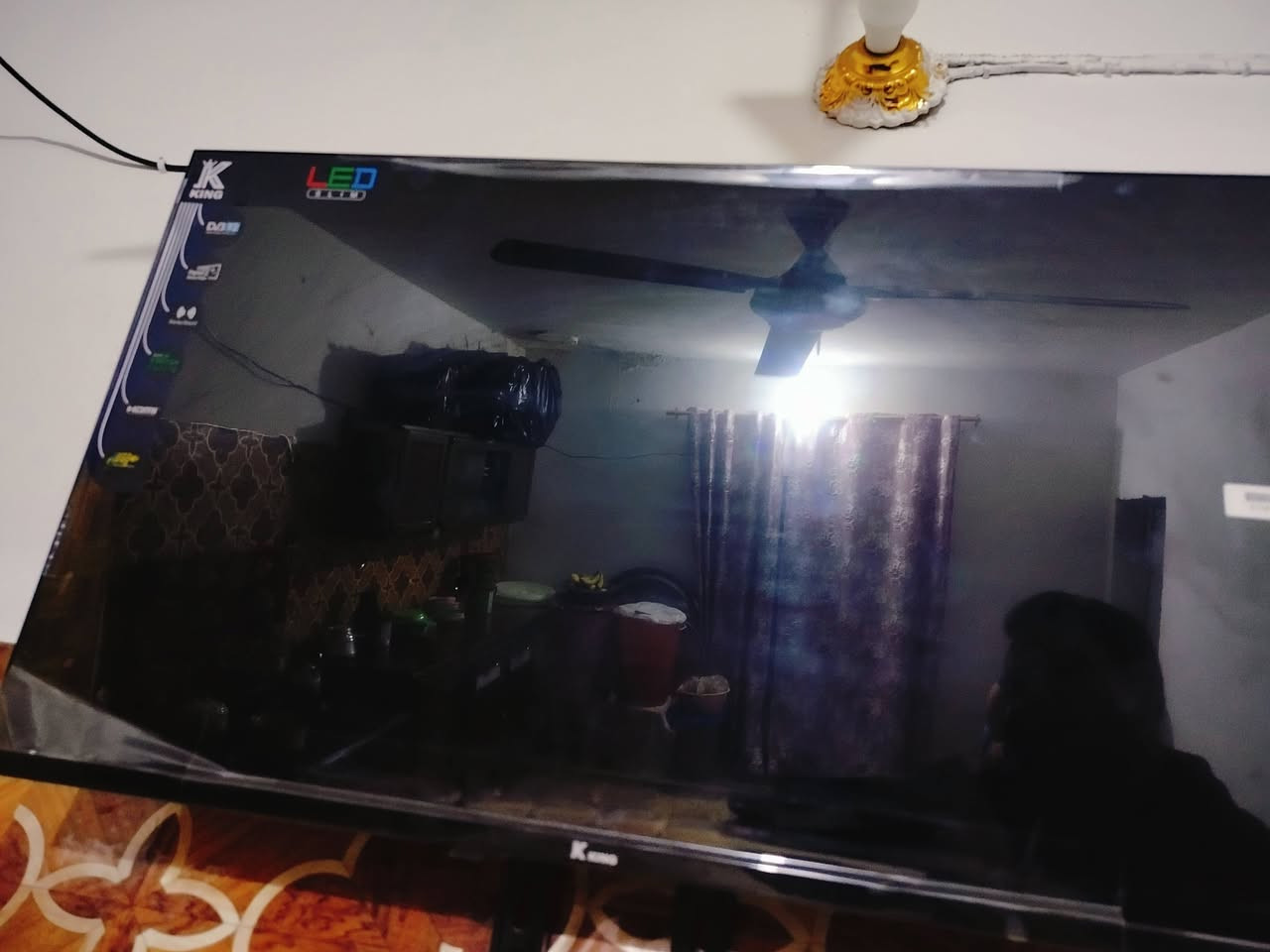 السلام عليكم اخوان عندي بلازما قبل شهر اشتريتهم جديده نظيفه ما بيها اي شيء سعرها 100 وبيها مجال البلازما بدون نت المكان شارع المستودع


**إذا كنت صاحب هذا الإعلان وتريد حذفه لأي سبب، رجاءا أرسل رسالة إلى الدعم الفني**