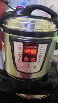 جهاز ضغط كهرباء • شغال • قابل تفاوض