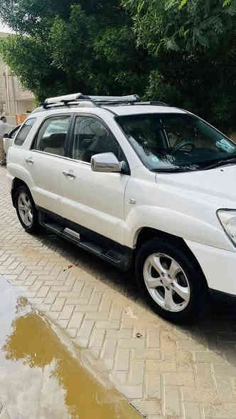 السلام عليكم

سبورتج 2009 وارد كوري 

3 قطع صبغ جاملغ و باب عكس السايق و صندوك بدون دواخل 

رقم بغداد باسمي 

 4 سلندر مكينه 2000 دوش 

داخل اسود جلد  

 ABS

كير ومكينه نظيفة  

 4 دسك 

تخم تاير جديد 

تبريد ثلج ❄️ 

ويل كب 

AUX 

السعر 120 و بي مجال 
للتواصل ***********
