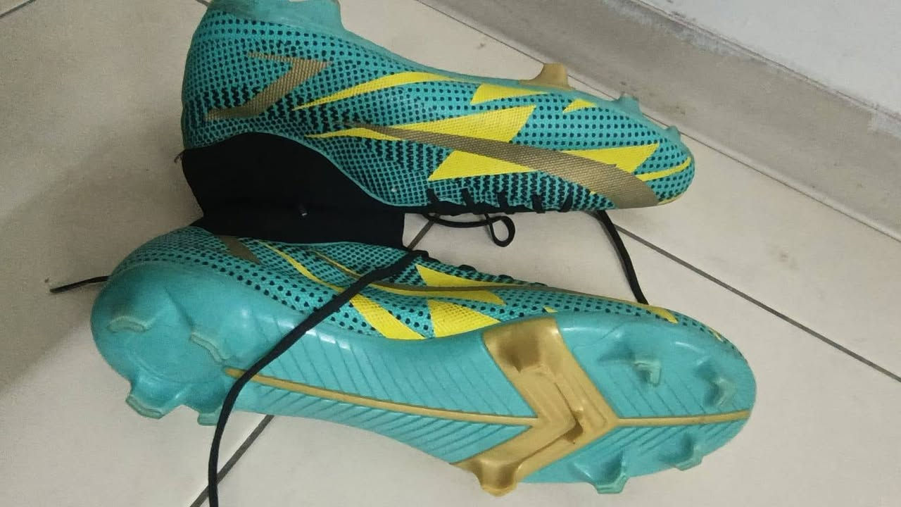 متوفر ستد كرة قدم
قياس 39


**إذا كنت صاحب هذا الإعلان وتريد حذفه لأي سبب، رجاءا أرسل رسالة إلى الدعم الفني**