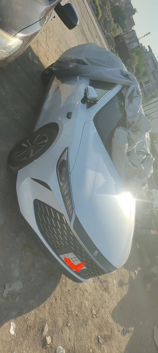 سلام عليكم عندي BYD كن بلاص فلاكشب فول مواصفات اعلى فئه داخل جلد بيجي ماشيه 3000 الكلي مكفوله فقط رصعه بجاملغ الامامي والباقي كفاله رقم بغداد بسمي موديل 25 مواصفاته

1- 13 كامرا 
2- 12 حساس 
3- اوتو بارك 
4- فتحه سقف 
5- رادارات امامي خلفي جانبي 
6- 3 انظمه قياده ابلكن هايبرد 
7- تفويله 2200 اتمشيك 
8- مري جانبيه شفط 
9- لد نهاري + لايتات زنون 
10- ايرباك عدد 10 
11- هاندر بريك بصمه + اوتو هولد 
12- ويل كب كروم 16 
13- تبريد قطعتين 
14-نقطه عمياء بلمرايه الجانبيه + اشاره بلمري + اناره جوه لمرايه
15+مقاعد جلد ابيض + كرسي كهرباء 
16- تحديد مسار الطريق 
17- لايت داينمك عالي ناصي اوتو
18- بصمه + كارت 
19- تبريد مناخي منفصل 
20- شاشه كبيره 
 بعد بيه هواي مواصفات مكان بغدادالكرخ  رقمي ***********
