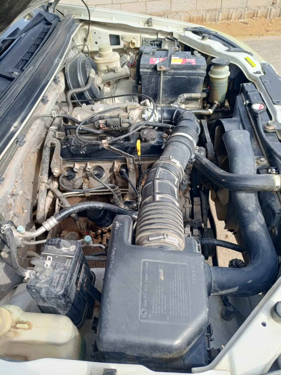 اسلام عليك سياره اللبيع كريت ويل مديل 2015رقم واسط مكفوله من الصبغ والضربه تخم تاير قبل
شهر شاده حداديه همين محرك معه الكير ابلادي سياره ما متعوبه راعيه موضف السعر 88وبيه مجال قليل جدا مكلف بنشر ***********
