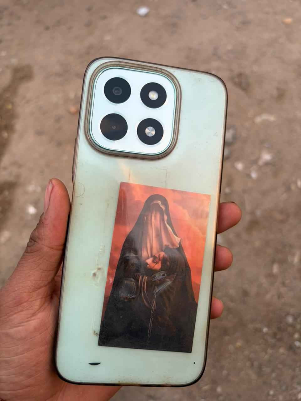 تلفون هونر x6cتلفون بعده جديد ستخدام كلش قليل ذاكره ١٢٨ ويا كارتون وشاحنه سعر135رقم تلفون *********** العنوان البصره العشار ابو الخصيب, البصرة
