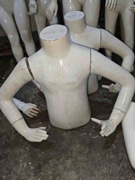 ملكانات للبيع السعر الخاص مدينه الصدر الاورفلي الرقم ***********
