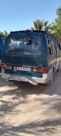 كيا بستا • ١٩٩٥ • بلدروز