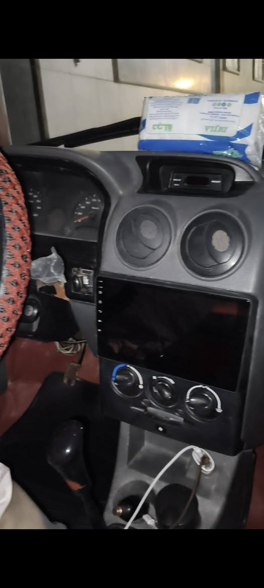 سايبة موديل١٨بسمي نضيفة كير ومكينة حلوات البدي شوف عينك كلشي شغال تبريد كهربائيات السعر٣٥ورقة بيهة مجال قليل البصرة الطويسة ***********
