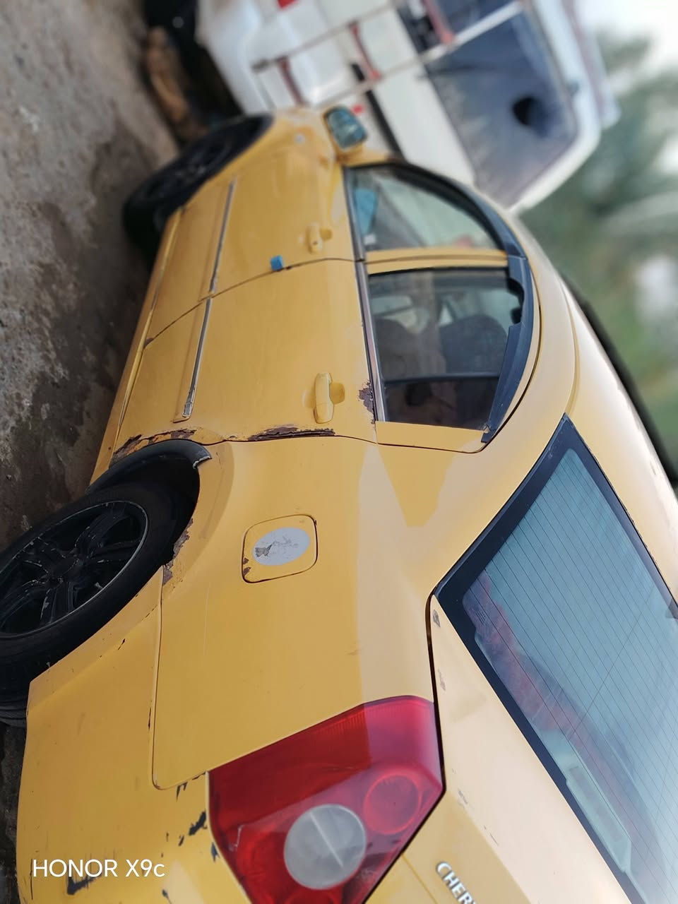 سلام عليكم سياره البيع بسمي 25 بيه مجال ***********

