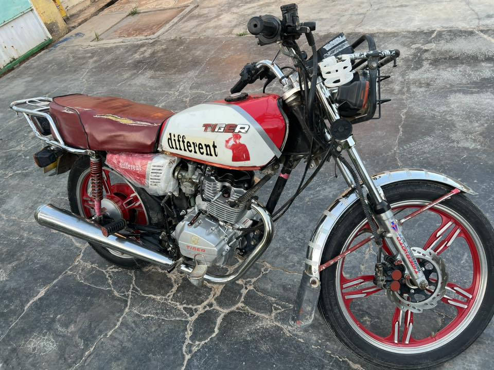 السلام عليكم
تايكر 2020 لونين سلف 5 كير 
نضافه فول نشاط فول 
مفتوح مره وحده مبدل بستم فقط الباقي شركه 
السعر 480 
***********
