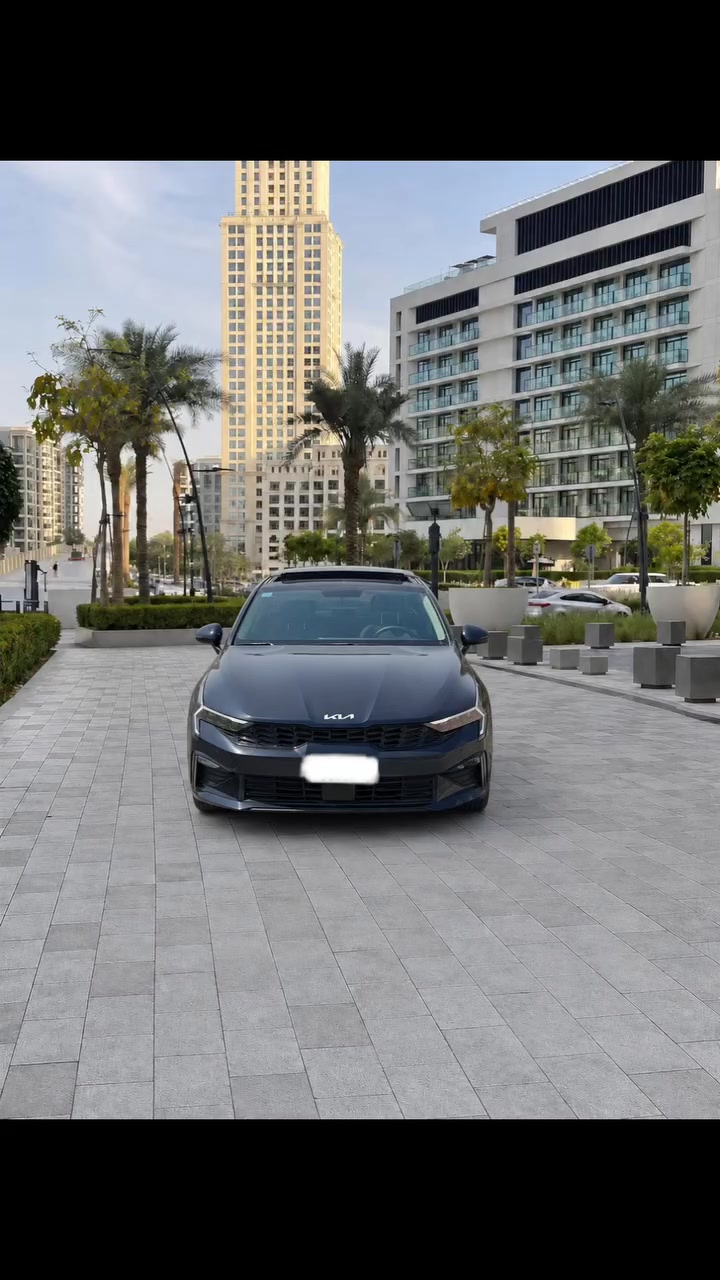 Kia K5 EX Full Option 2025 🇦🇪
الفخامة والأداء في سيارة واحدة 

✔️ محرك 2.5L بقوة 194 HP
✔️ بانوراما كاملة
✔️ مقاعد جلد فاخرة
✔️ تشغيل بالبصمة + Remote Start
✔️ Apple CarPlay & Android Auto
✔️ كاميرا 360 + حساسات أمامية وخلفية
✔️ Heated & Ventilated Seats
✔️ Adaptive Cruise Control
✔️ مواصفات خليجية GCC

سيارة نظيفة جداً، شكل رياضي عصري، وقيادة مريحة وفخمة 🔥
جاهزة للفحص والاستعمال اليومي.

📞 للتواصل:
+971 55 353 6059

📍 UAE – Dubai

#KiaK5 #KiaK52025 #KiaUAE #DubaiCars #CarsForSale UAEcars FullOption LuxuryCars MoroccanRide Dubai AbuDhabi GCCSpecs K5EX UsedCarsUAE CarsDubai


**إذا كنت صاحب هذا الإعلان وتريد حذفه لأي سبب، رجاءا أرسل رسالة إلى الدعم الفني**