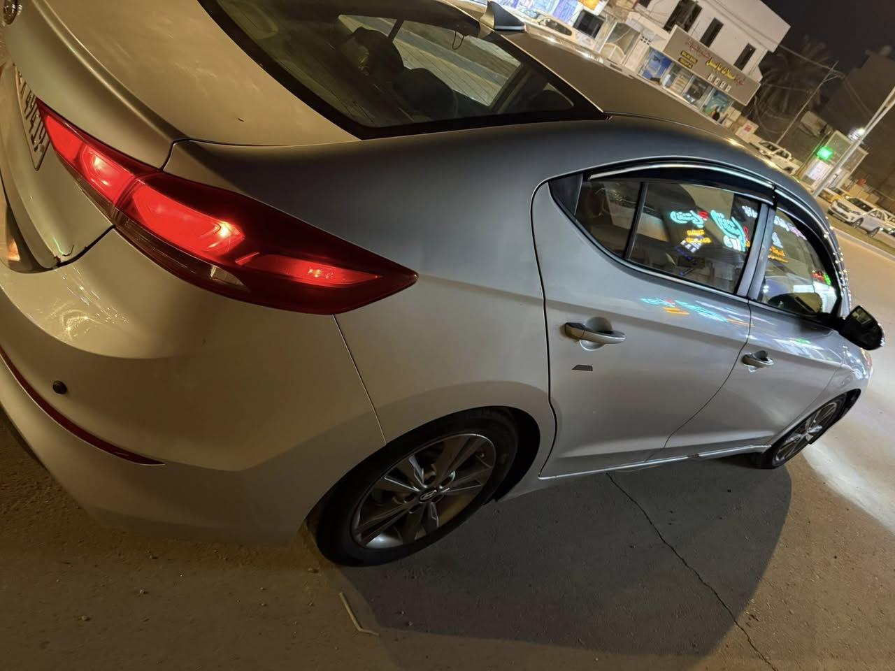 النترا 2018
واراد امريكي دوش محرك 2000
مواصفتها معروفة شاشة كار بلي نقطة عمياء مانع انزلاق 
السيارة بأسمي
رقم جديد وهزه جديدة
سنوية نافذه لسنه 2030 شهر ال11
صور الحادث بالمنشور وبيه بداية الجاملغ الايمن صبغ

السيارة شادلة
منظومة زنون اصلي
منظومة غاز شغاله ( تريد تعوفه تريد اشيله عادي )
الارضية مغلف جلد 
ماشية 95000ميل
عارضها ب125 وبيه مجال حك الجية
مكاني بابل 
***********
