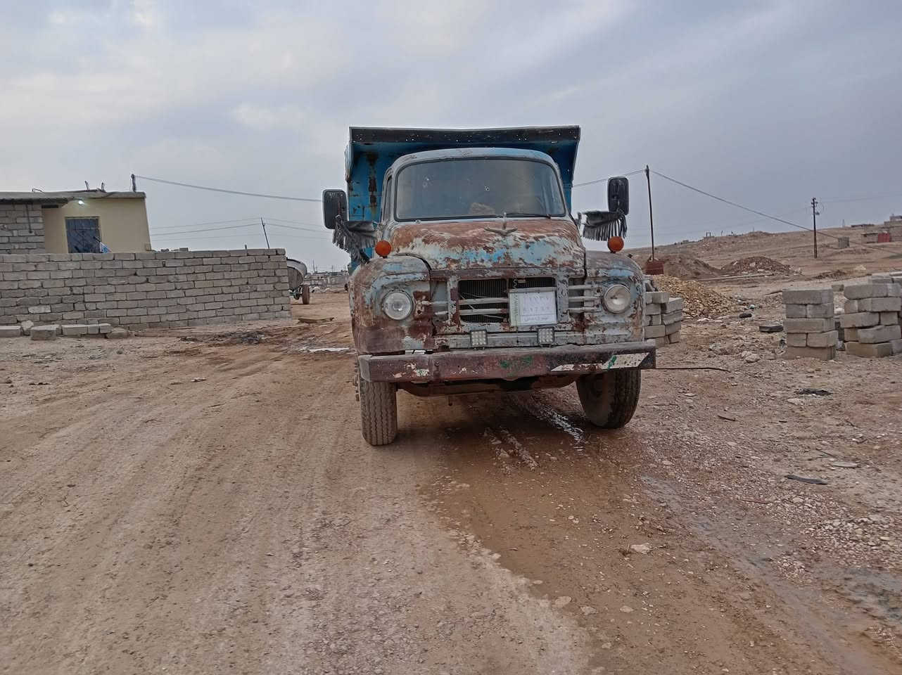 بتفرت السعر ٥ونص وبيها مجال المكان الموصل  ***********
