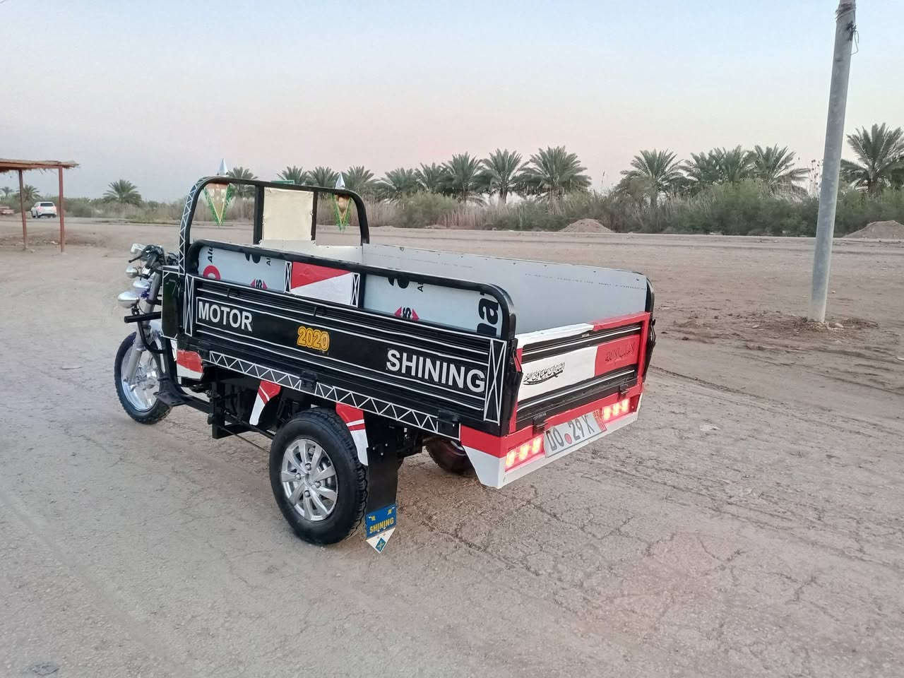 السلام عليكم ستوته للبيع موديل 20 محرك 20 اوراق اصولي كفاله عامه ستوته جاهزه سعر 1400 وبيها مجال المكان بابل الشوملي الرقم ***********
