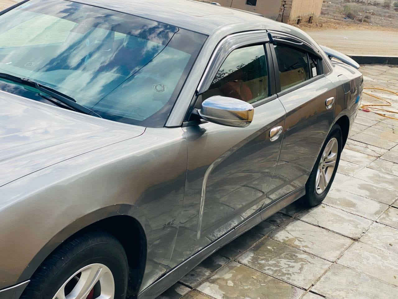 ٢٠١١ مكفوله من الظربه فول موصفات ١٣٠ وييها مجال مكانها ناصريه وتساب ***********
