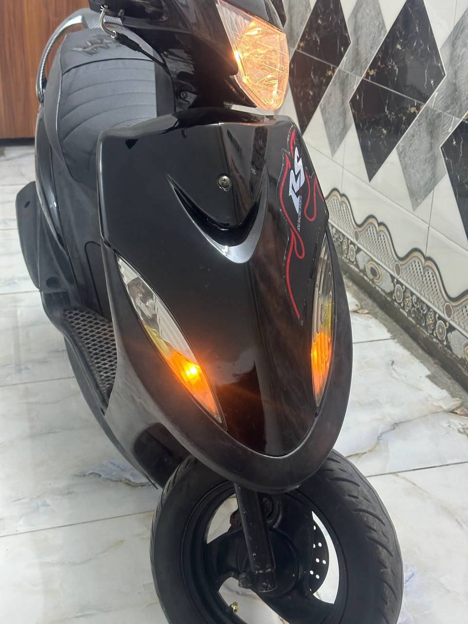 السلام عليكم دراجه ماكس عدله كله شغال سلف هندر اشایر كهربائيات ما بيها اي نقص جيب فيتر وتعال افحص دراجه بلاديه حلوه بالعافيه ع الياخذها السعر 750) العنوان بغداد مدينه الصدر اتصل ***********
